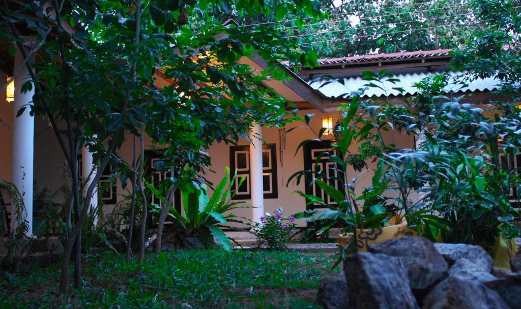 The Courtyard Villa Sigiriya Dış mekan fotoğraf